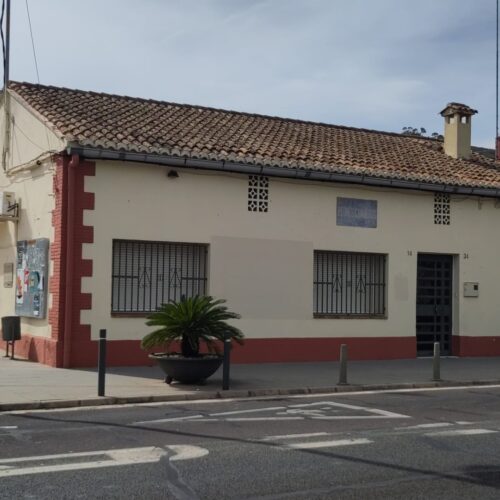 Ayuntamiento de la Barraca antiguo Peones camineros 01