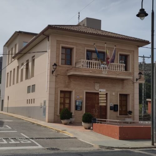 Ayuntamiento de la Barraca nuevo 02